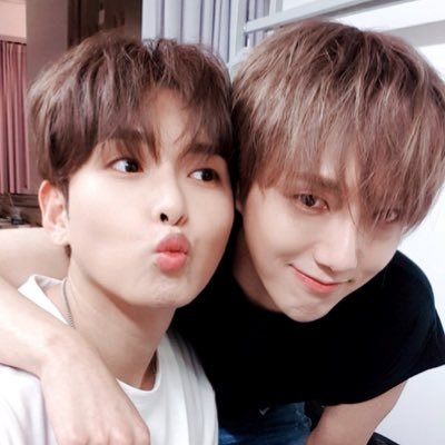 พี่เยซองคลั่งรักเบาเบาหน่อย.’さんのプロフィール画像