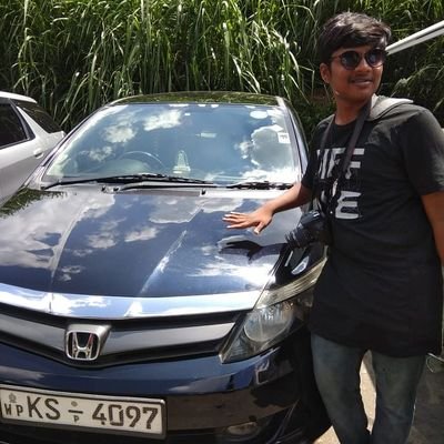 AkashLohiya13's profile picture. traveling