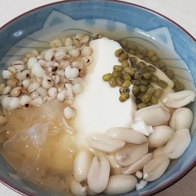 主に豆花をメインとした台湾甜品についていろいろと…。🇹🇼台湾には縁もゆかりもございませんが、豆花にどハマリしてたまに作っています。豆花好きな方と繋がれると幸いです。投稿は主にinstagramです。