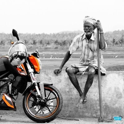 photography 📷 ||Official Rider.🔰|| Black ♠ ||My Queen D 👑 ||Student @ KMV 2K19 FACULTY OF ARTS|| Thalapathy fan 🤷♂️|| Traveller 🧗♀️ || Srilankan.🇱🇰||