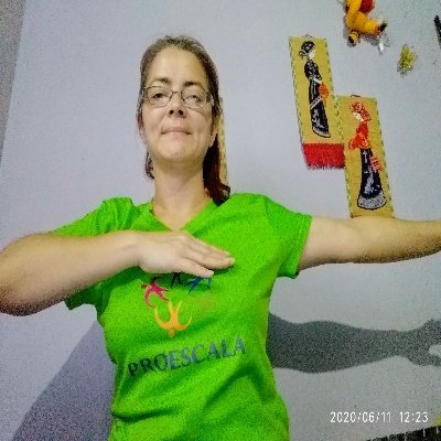 Me encanta compartir con mis seres queridos ❤️ colaboradora soy una mujer sencilla a la q le encanta la Naturaleza y por supuesto su hermoso país 🇻🇪💛💙❤️