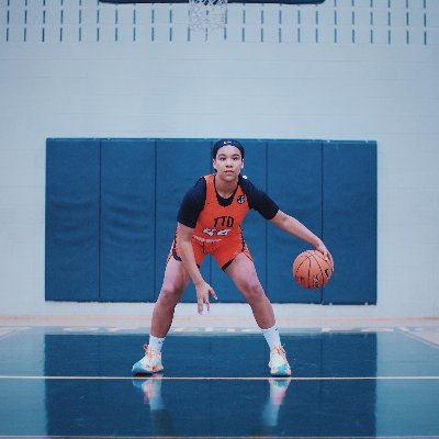 TeamTakeover 16U EYBL 5'10 Combo Guard /  @SAESGirlsBball  /  ALL ISL - Conference Team / @TeamTakeoverGBB  /  Class of 2022 / Advanced Placement (AP) Classes