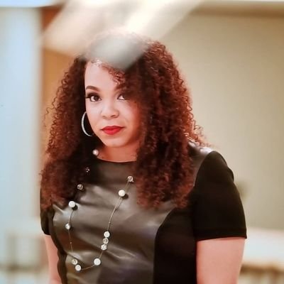 TakeItFromTia's profile picture. Queen of Sarcasm💃🏽
Soul of a G💛 Wife of a BLACK KING👑
I'm not a #liberal or a #conservative. 
I am human. #politics #factsoverfiction