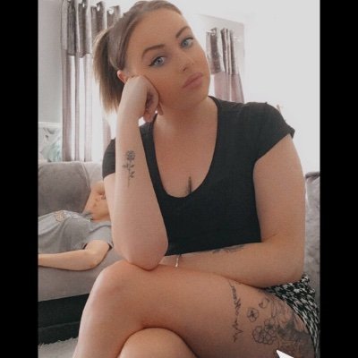 hollieowers110's profile picture. 22💝