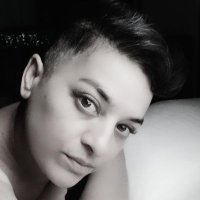 Rayna (@raynajhaveri) Twitter profile photo