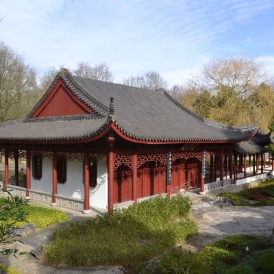 One of the oldest botanical gardens in the Netherlands. Unique Ming garden, Sequoia’s, bees and butterfly garden etc. Botanic guardian, protects biodiversity