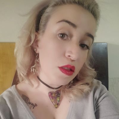 brun4caldas's profile picture. Biomédica doutoranda em Ciências Ambientais... mais conhecida como a louca dos cabelos coloridos.