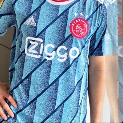 // UU // Voetballer en Ajacied for life // 26 Jaar //