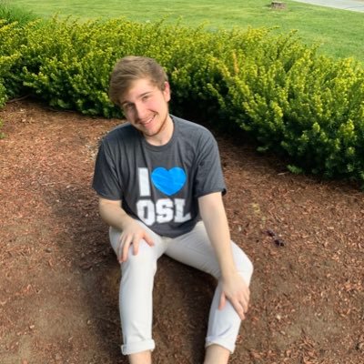 Elmhurst University 22’ Music /Dance Ed They/Them