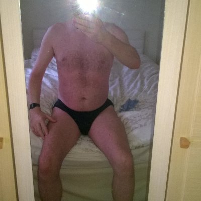 NSFW...
Middle-aged midlands guy, having fun (sex mainly!), although not much sex since the lockdown...
DM open