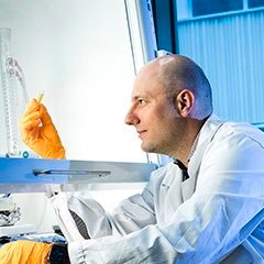Assoc. Professor in Biomaterials Science, Faculty @ Karolinska Institutet, @ERC_Research StG, appointed Future Research Leader from @strategiskaSSF