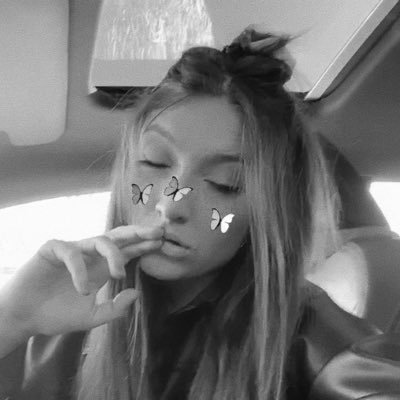 iremisann's profile picture. Z🌼todo pasa