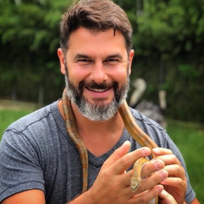 Abundancebia's profile picture. Otolaryngologists in UNAMI,Happy Dad,Lover of: #Dogs #Sports/Recreational Activities,Food,Arts,Music and Sarcasm,6’5ft tall.