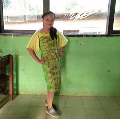 ivomonica259's profile picture. Kesederhaan 👑mengajarkanku untuk     bersyukur, karena bahagia itu tidak🙅 harus mewah 👓dan mahal.👔
. 
. 
. 
Follow ig:👉 ivomonica ✨🌷