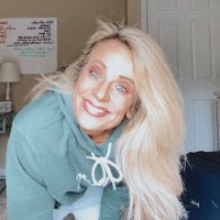 Amy Riley Hossler (@amydenaehossler) 's Twitter Profile