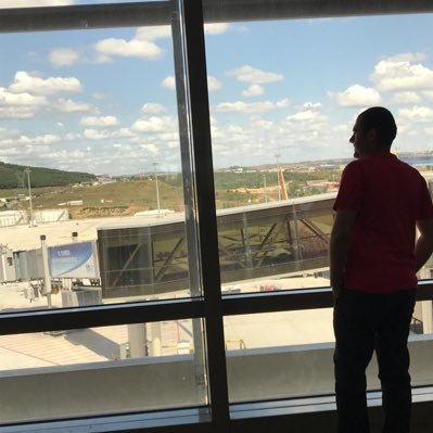 BurakDemirka's profile picture. Hayata tutunmaya calişan şahıs