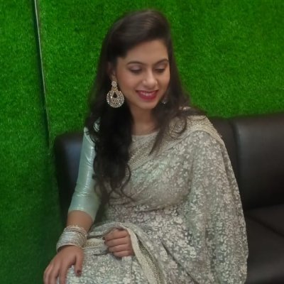 Roshni04137052's profile picture. 