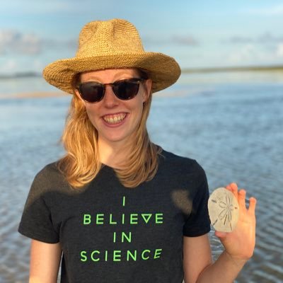 (she/her) #marinescience PhD candidate @DukeMarineLab | Listening, learning, supporting equity & justice for resilient coastal communities ✊🏾🏳️‍🌈🙋🏼‍♀️🐠