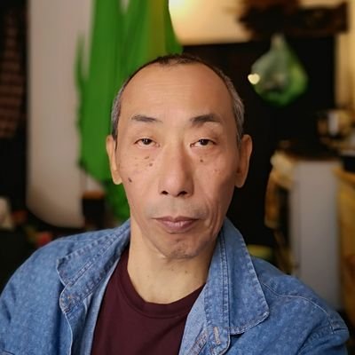 SitKongSang's profile picture. Fotógrafo profissional e professor de fotografia.