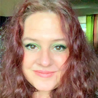 yvette_jocelyn1's profile picture. I’m interested in creating whether it’s art, music, photography, or cooking. I enjoy creating. I’m highly energetic and curious and very interested in design.