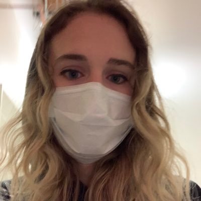 heatherholds's profile picture. 