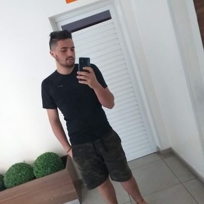 @DanielF79177385