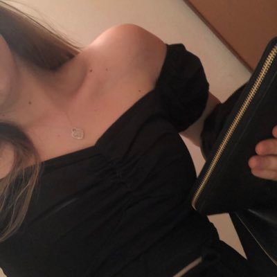 BCharlotteB1's profile picture. 