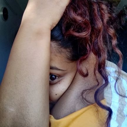 fangirlsfandoom's profile picture. a silent motor mouth 💜✨ 🇮🇳