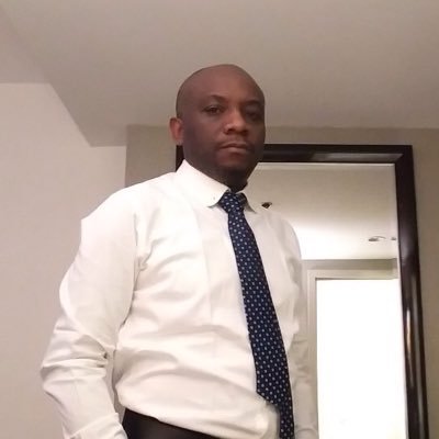 Père, Expert international sur les questions de santé mondiale, passionné de la RDC et Citoyen du monde