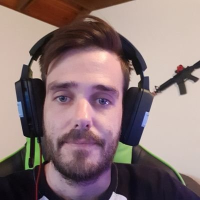 Twitch CC EFT Streamer! Chilled streamer fps, Affiliated with @TriumphChairs use (420TriumphChairs) code for 10% off! https://t.co/hhvTtE87xH 8:30PM AEST EVERYNIGHT
