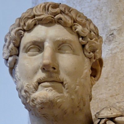 Romano crítico y estudioso de la política