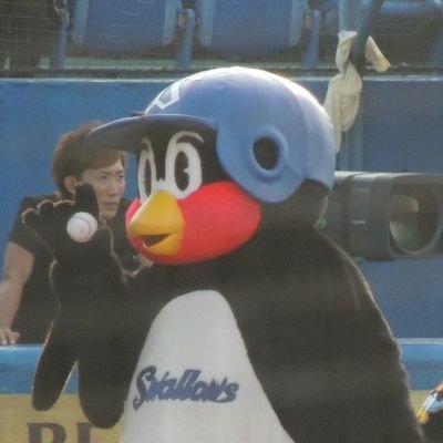 9年目の地方公務員。一応、管理栄養士やってました。趣味多すぎ問題。スポーツ（コンサドーレ、ファイターズ）観るの好き。プレーするのは硬式テニス。日本酒とビールも好き。推しは #TEAMSHACHI （なおちゃん）と #超とき宣 （かなみん）。TVは #水曜どうでしょう #おにぎりあたためますか #タモリ倶楽部