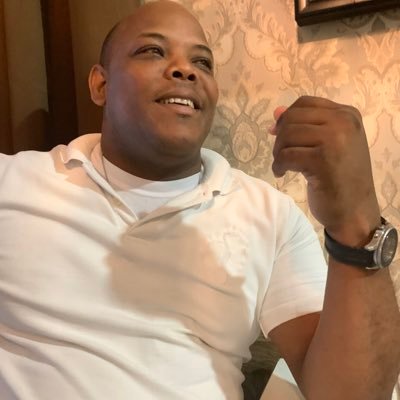 Francis52426128's profile picture. 