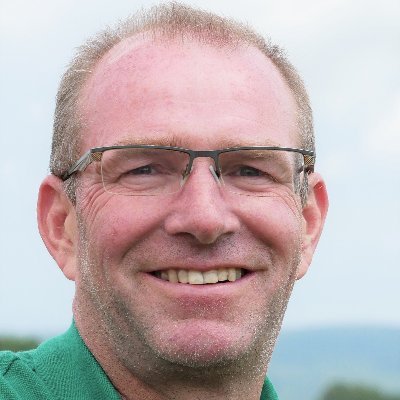 DirkBrutigam2's profile picture. Selbsterkenntnis ist der beste Weg zur Besserung