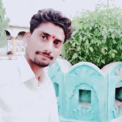 VinodSh75580712's profile picture. अनारक्षित