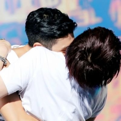 ขายนิยายฟิควอนคยู เป็นคู่หลัก ราคาไม่แรง สนใจ dm ขอบคุณค่ะ