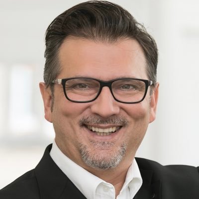 *Inoffizieller Twitter Account*. Wir sind ein zentraler Dienstleister innerh. der Sparkassen Finanzgruppe für den Bereich mobile Kommunikation.