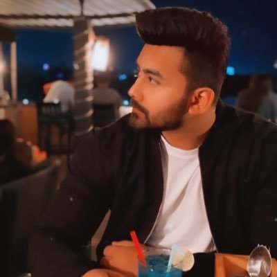 Emadhas30's profile picture. 