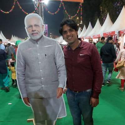 Takkarpaji's profile picture. Indian By Birth, Hindustani by Heart, Software Engineer by Profession...

~Ankit Takkar