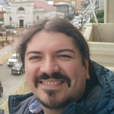 Soy un ser humano con formación científica, con todo lo que implican ambas afirmaciones. 🤔
Me gusta aprender cosas nuevas.