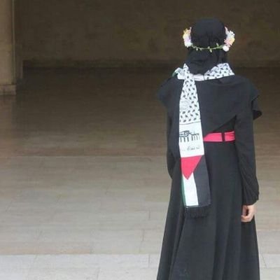 veterinarian ❤🎓
فَاللّهُم القَليّل الصّادِق مِن كُلِ شَيّئ ..💙