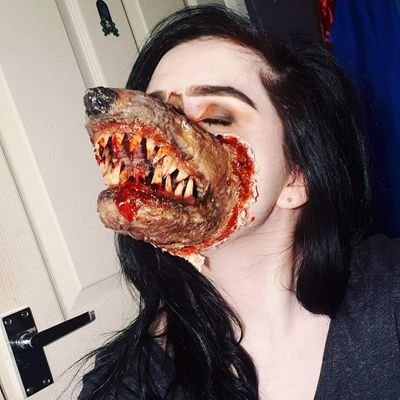 24, Scottish, artist, punk, Markiplier and Twenty Øne Piløts. ❤🖌🐻🏴🤘