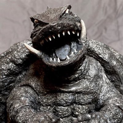 sPTbXKGsCfjRSWd's profile picture. 和🍊E川G 🐢井