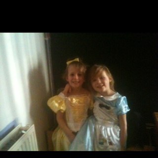 kirstenhearne's profile picture. I love my girls 😊