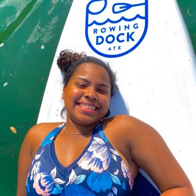 j9725's profile picture. dog mom