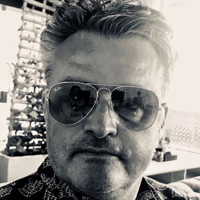 Producer,DJ proud husband and father residing in France to help the locals with their wine consumption. DJ @ The Face Radio - https://t.co/wZS7KCDNeb