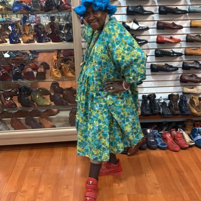 MabeyMoms's profile picture. Christian Comedian:  MOMS Mabey 
Actress in stage plays