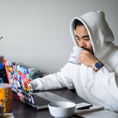 SudoVinh's profile picture. ☕️📸👨🏻‍💻 Freelance Video/Photographer by day and Developer at night 📷🎥 DM for shoots in LA! business@sudovinh.com