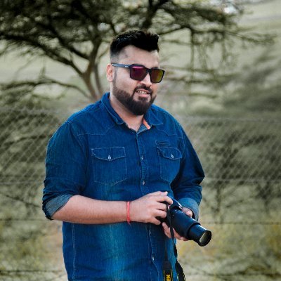 MohitAnand0405's profile picture. 