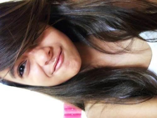 Mineira,pisciniana,sapatos,seriados,fotografias
animais,tumblr,amigos,festa,durmi,dançar,familia
,viajar,sair,musica ,abraço, sorriso e felicidade !